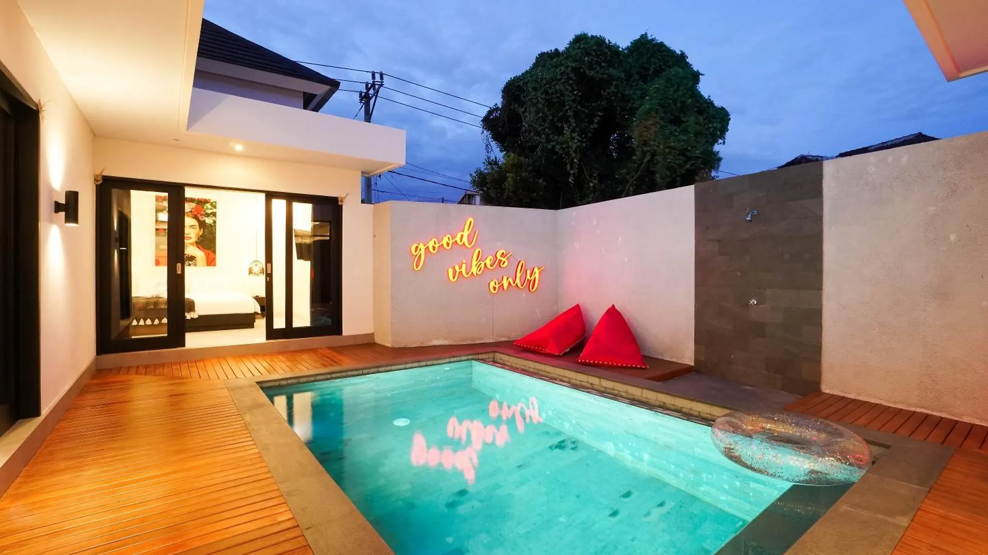 Stylish Umalas 2Br Villa With Private Pool Kerobokan