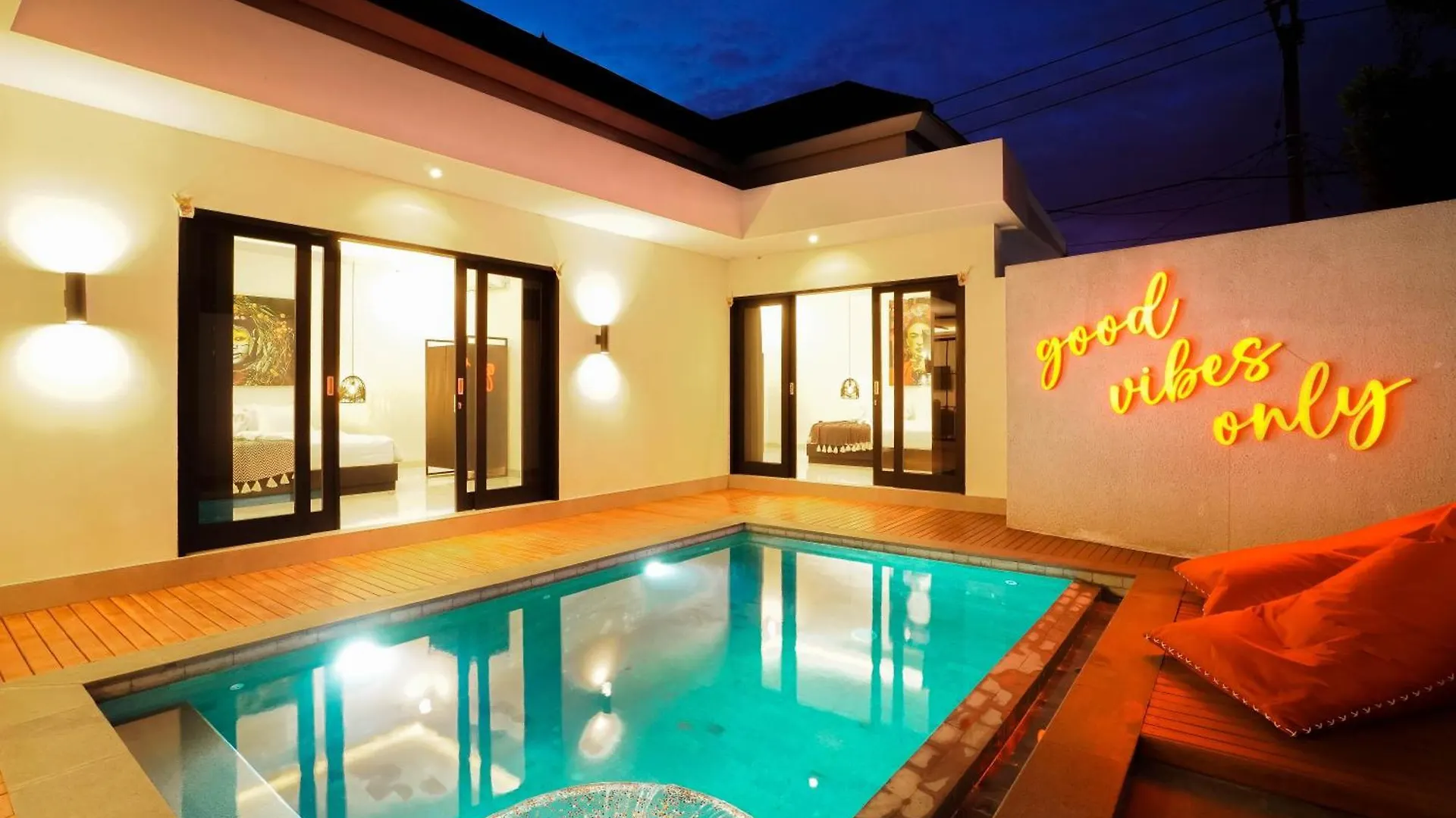 Stylish Umalas 2Br Villa With Private Pool Kerobokan